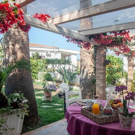 Вилла Casa Petunia Саррок Экстерьер фото